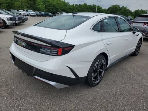 New 2026 Hyundai Sonata SEL FWD image 4