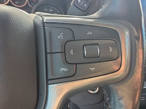 Used 2022 Chevrolet Silverado 1500 LT w/ Bed Protection Package AWD/4WD image 25