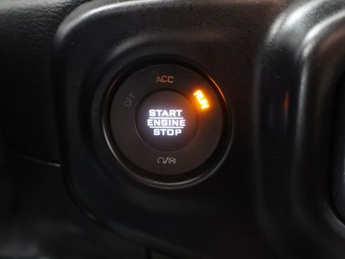 Used 2023 Jeep Wrangler Unlimited Sahara w/ Cold Weather Group image 38