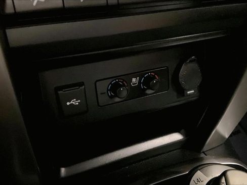 Used 2022 Toyota 4Runner Limited AWD/4WD image 34