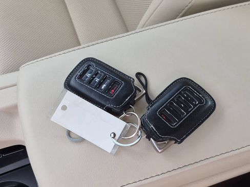 Used 2017 Lexus ES 350 w/ Navigation System Package FWD image 36