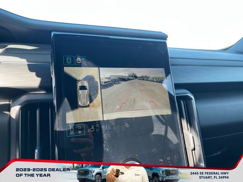 New 2026 GMC Acadia AT4 w/ Luxury Package image 32