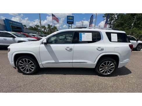 Used 2023 GMC Acadia Denali AWD/4WD image 5