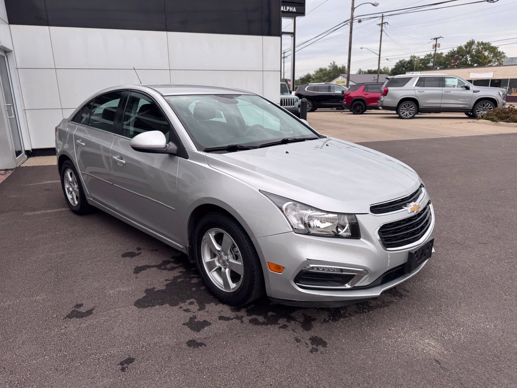 Used 2016 Chevrolet Cruze LT FWD image 9
