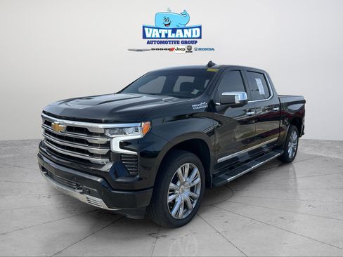 Used 2025 Chevrolet Silverado 1500 High Country w/ High Country Premium Package image 30