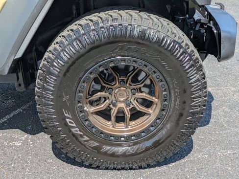 Certified 2025 Jeep Wrangler Sport AWD/4WD image 8