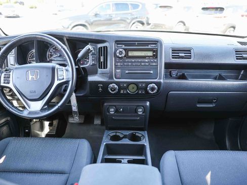 Used 2014 Honda Ridgeline Sport image 2