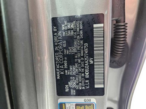 Certified 2025 Kia Seltos S FWD image 19