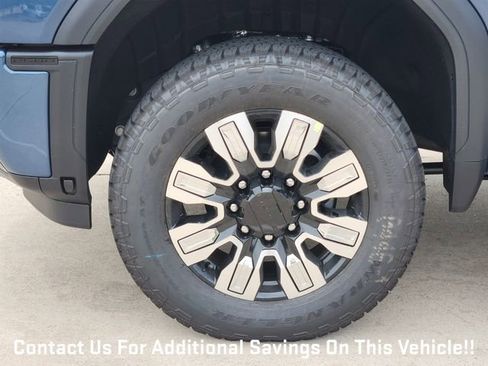New 2026 GMC Sierra 2500 Denali w/ Denali Reserve Package AWD/4WD image 7