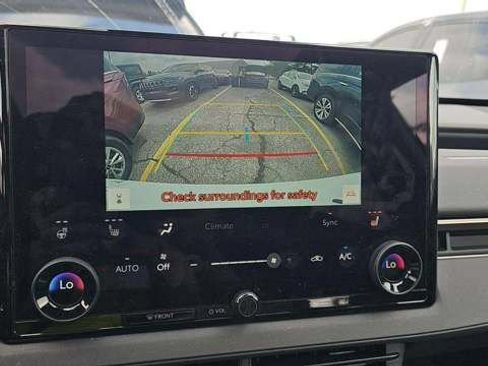 Used 2026 Toyota bZ AWD/4WD image 18