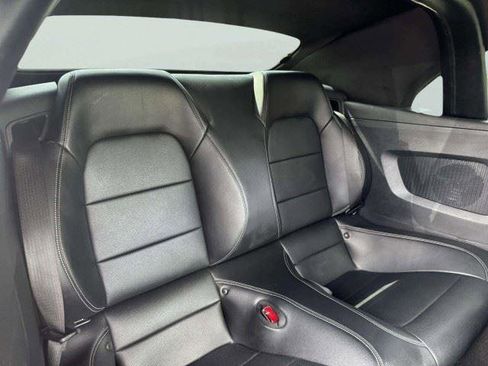 Used 2015 Ford Mustang GT Premium w/ Equipment Group 401A RWD image 39