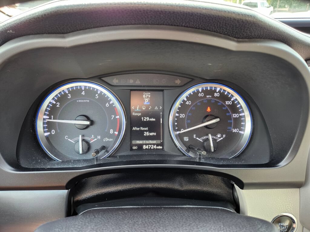 Used 2015 Toyota Highlander XLE AWD/4WD image 24