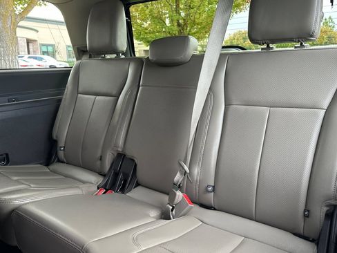 Used 2018 Ford Expedition XLT w/ Equipment Group 202A image 12