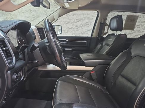 Used 2019 RAM 1500 Laramie AWD/4WD image 21