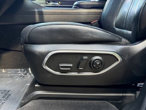 Used 2022 Jeep Wagoneer Series II AWD/4WD image 27
