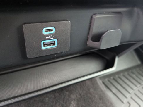 Used 2022 Ford F150 XLT w/ Equipment Group 301A Mid image 31