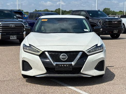 Used 2020 Nissan Maxima 3.5 SV w/ Illumination Package FWD image 3