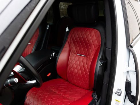 Used 2021 Land Rover Range Rover SV Autobiography Dynamic image 5