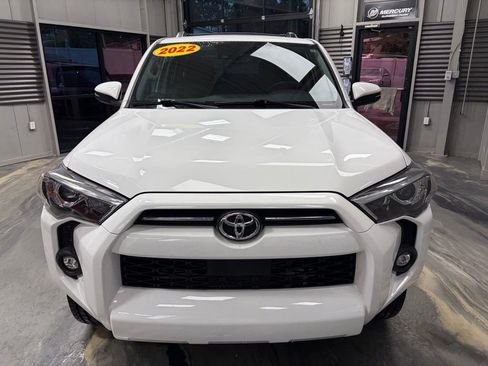 Used 2022 Toyota 4Runner SR5 Premium w/ Moonroof Package AWD/4WD image 46
