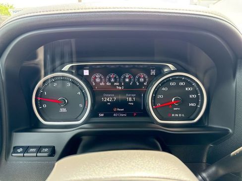 Used 2023 Chevrolet Silverado 2500 LTZ w/ LTZ Premium Package AWD/4WD image 15