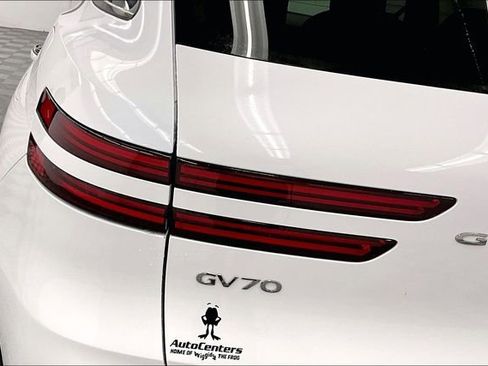 Used 2024 Genesis GV70 3.5T Sport w/ Sport Prestige Package image 36