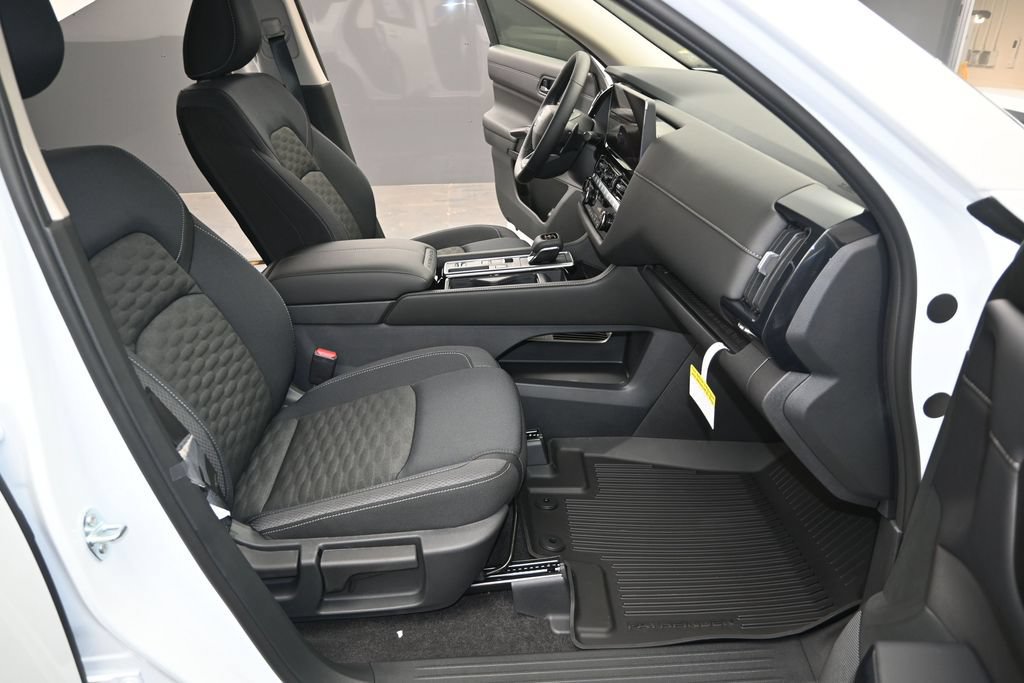New 2026 Nissan Pathfinder SV FWD image 29