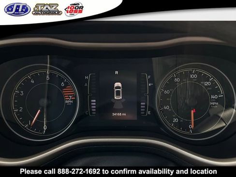 Used 2018 Jeep Cherokee Latitude FWD image 20