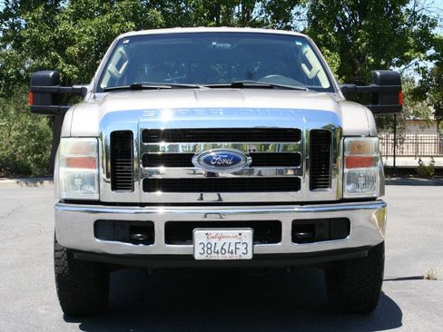 Used 2008 Ford F250 XLT AWD/4WD image 3