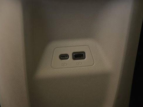 Used 2021 Buick Envision Essence image 15