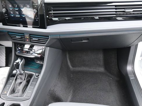 New 2026 Volkswagen Jetta SEL FWD image 43