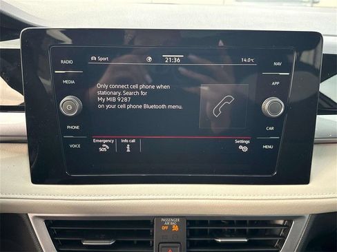 New 2026 Volkswagen Taos SEL image 18