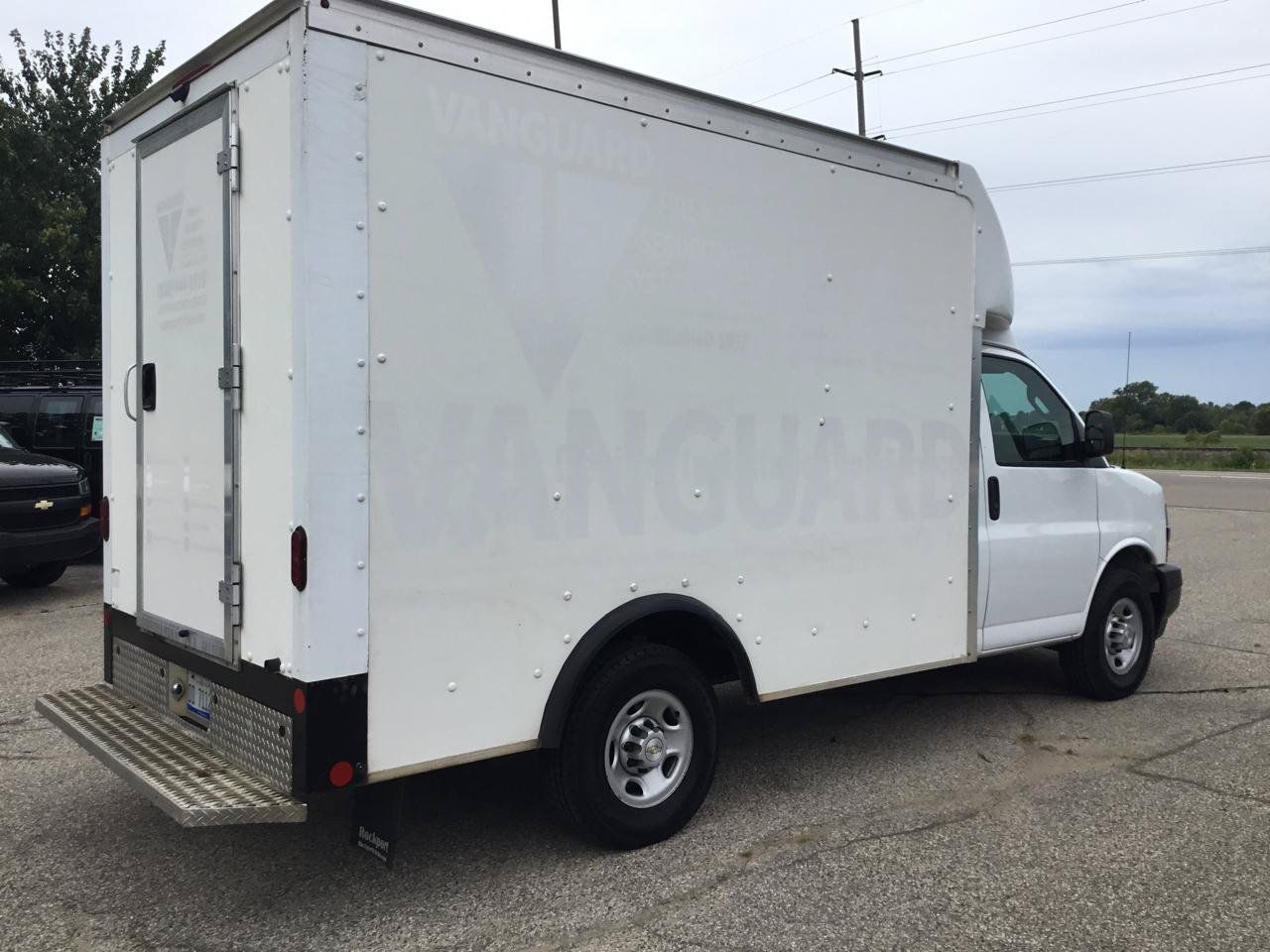 Used 2020 Chevrolet Express 3500 w/ Power Convenience Package RWD image 20