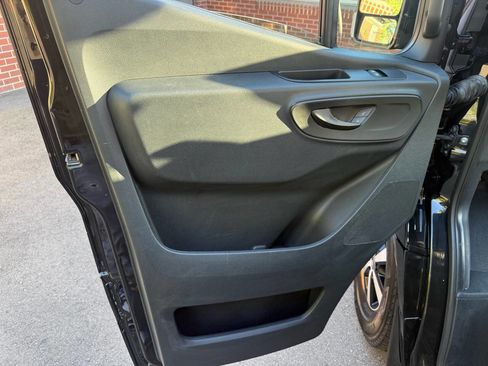 Used 2019 Mercedes-Benz Sprinter 170 image 63