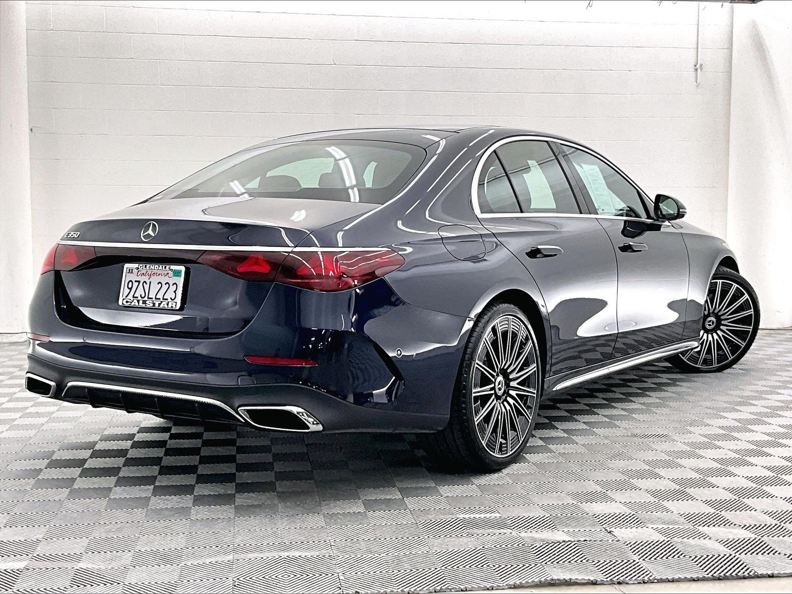 Used 2026 Mercedes-Benz E 350 Sedan image 11