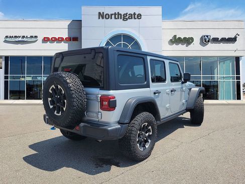 Used 2024 Jeep Wrangler Unlimited Rubicon 4xe AWD/4WD image 3
