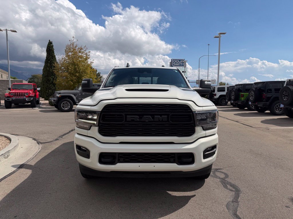 Used 2024 RAM 2500 Limited AWD/4WD image 7
