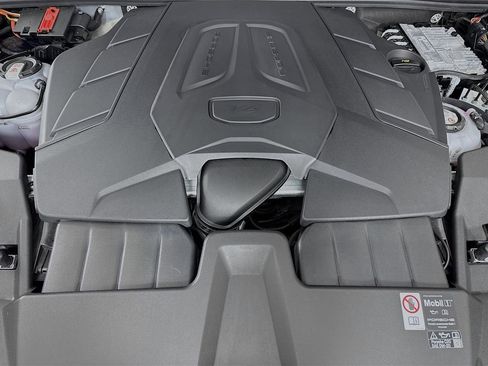 Certified 2026 Porsche Cayenne S image 34