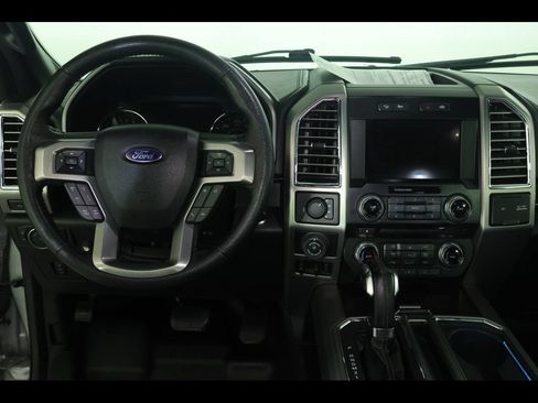 Used 2016 Ford F150 Platinum w/ Equipment Group 701A Luxury AWD/4WD image 5