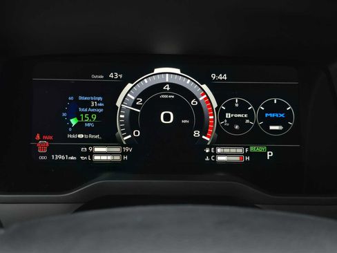 Certified 2024 Toyota Sequoia SR5 image 28