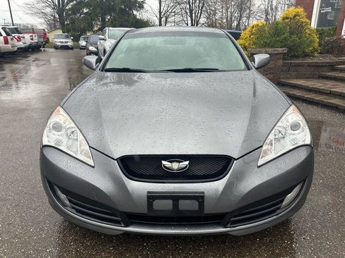 Used 2010 Hyundai Genesis 2.0T RWD image 11