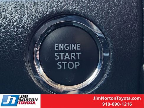 Used 2024 Toyota 4Runner TRD Off-Road Premium image 22