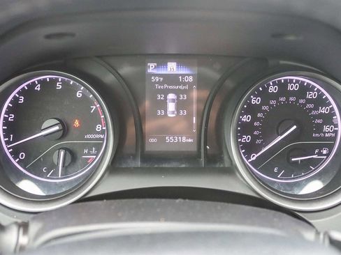 Used 2021 Toyota Camry SE image 22