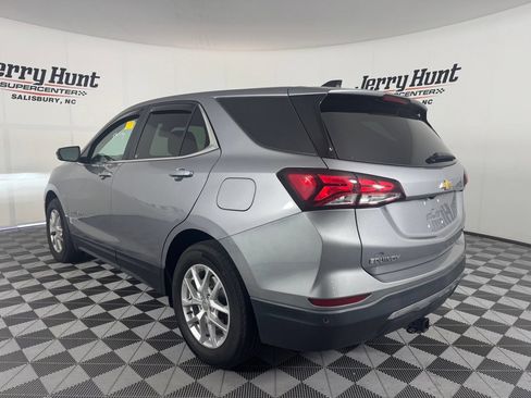 Used 2024 Chevrolet Equinox LT FWD image 9