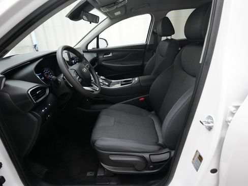 Used 2023 Hyundai Santa Fe SE FWD image 7