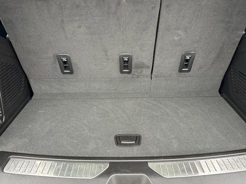 Used 2023 GMC Yukon AT4 w/ AT4 Premium Package image 18