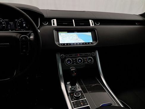 Used 2017 Land Rover Range Rover Sport SVR image 30