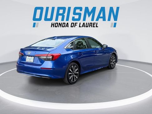 Used 2023 Honda Civic EX image 8
