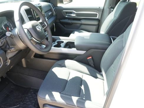 New 2026 RAM 1500 4x4 Crew Cab image 18