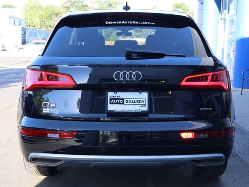 Used 2019 Audi Q5 2.0T Premium w/ Convenience Package AWD/4WD image 4