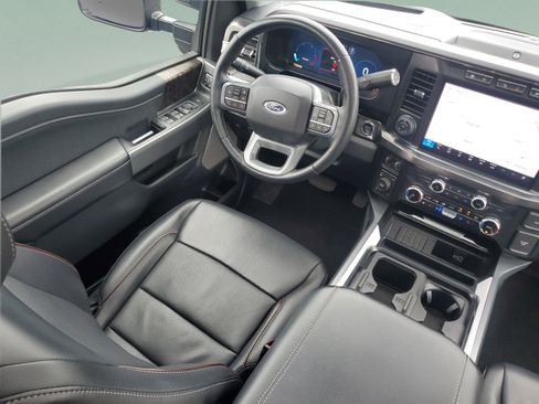 Certified 2024 Ford F250 Lariat w/ Lariat Ultimate Package AWD/4WD image 12